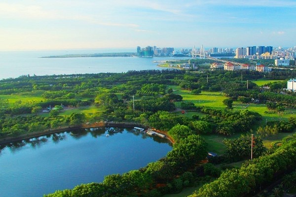 ?？诿涝从瓮Тa頭→萬綠園